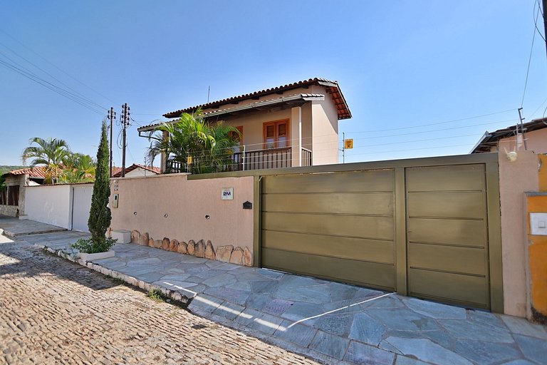 Casa 2M no Centro de Pirenópolis